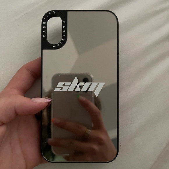 Casetify IPhone CR case - Picture 1 of 2